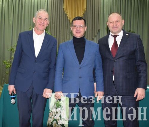 Утыз Имән һәм Иске Кади авылларында халык җыеннары үтте (ФОТОРЕПОРТАЖ)