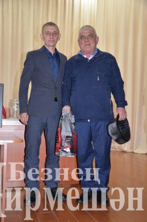 Кара Чишмә авылында халык җыены үтте (ФОТОРЕПОРТАЖ)