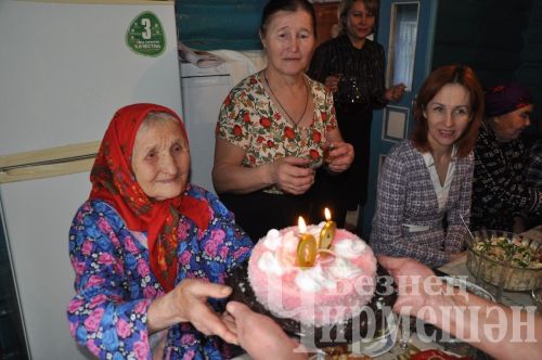 Яңа Элмәледән Зинаида Бочкова юбилеена авыл артистлары да килде (ФОТОРЕПОРТАЖ)