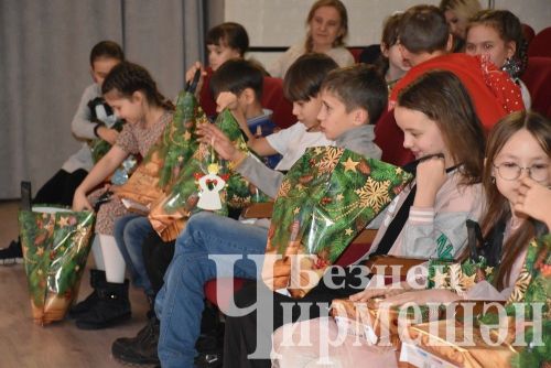 Чирмешәндәге Раштуа концертына читтән дә артистлар килде (ФОТОРЕПОРТАЖ)