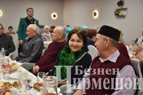 Чирмешәндә ветераннарны Чыршы бәйрәменә дәштеләр (ФОТОРЕПОРТАЖ)