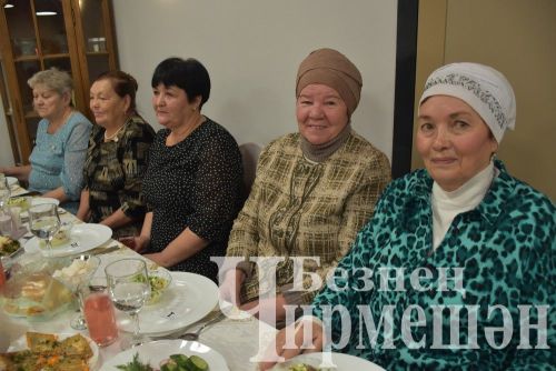 Чирмешәндә ветераннарны Чыршы бәйрәменә дәштеләр (ФОТОРЕПОРТАЖ)