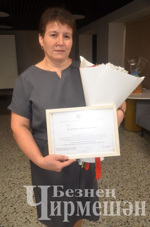 Чирмешәндәге авыл хуҗалыгы алдынгылары бәйрәмендә күпләрне бүләкләделәр (ФОТОРЕПОРТАЖ)