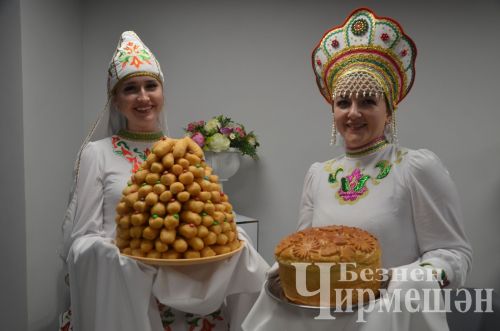 Чирмешәндәге авыл хуҗалыгы алдынгылары бәйрәмендә күпләрне бүләкләделәр (ФОТОРЕПОРТАЖ)
