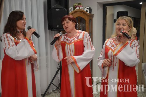 Чирмешәндәге авыл хуҗалыгы алдынгылары бәйрәмендә күпләрне бүләкләделәр (ФОТОРЕПОРТАЖ)