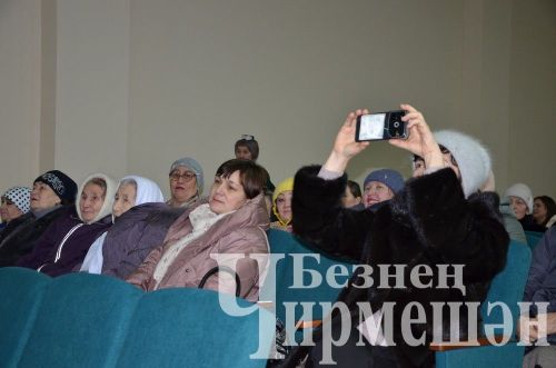 Югары Кәминкәдә өч авыл үзешчәннәре чыгыш ясады (ФОТОРЕПОРТАЖ)