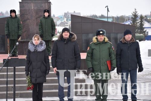 Чирмешән районы әфганчылары Мәңгелек ут түренә чәчәкләр куйды (ФОТОРЕПОРТАЖ)