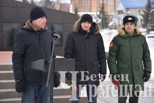 Чирмешән районы әфганчылары Мәңгелек ут түренә чәчәкләр куйды (ФОТОРЕПОРТАЖ)