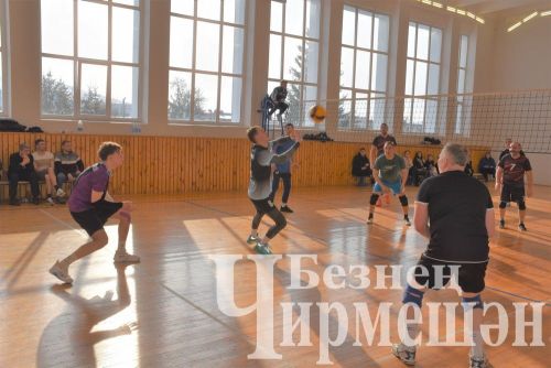 Чирмешән районында волейбол буенча ир-егетләр арасында җиңүче ачыкланды (ФОТОРЕПОРТАЖ)