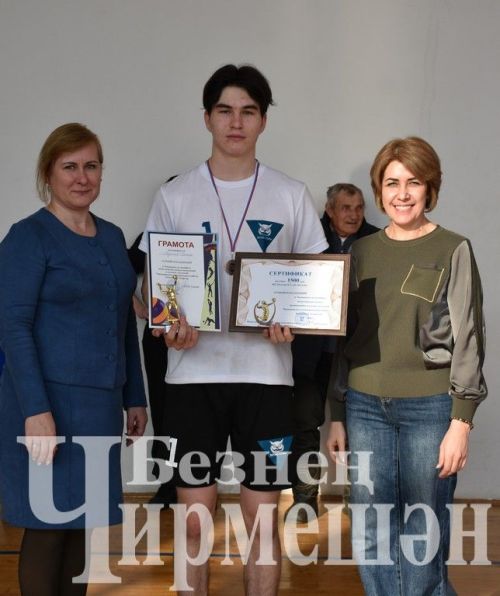 Чирмешән районында волейбол буенча ир-егетләр арасында җиңүче ачыкланды (ФОТОРЕПОРТАЖ)