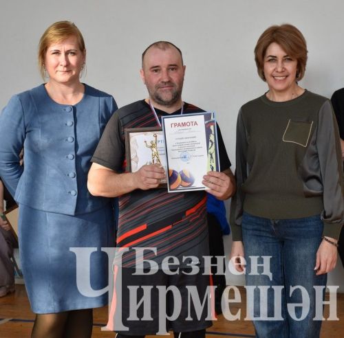 Чирмешән районында волейбол буенча ир-егетләр арасында җиңүче ачыкланды (ФОТОРЕПОРТАЖ)