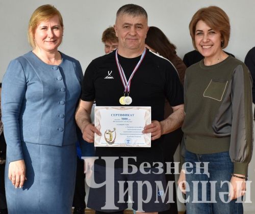 Чирмешән районында волейбол буенча ир-егетләр арасында җиңүче ачыкланды (ФОТОРЕПОРТАЖ)