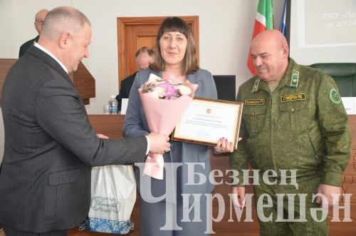 Чирмешән урманчыларының иң осталарын хезмәт коллективы җыенында бүләкләделәр (ФОТОРЕПОРТАЖ)