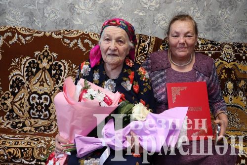Лагеркадан Вера Гордеевага 90 яшь тулды (ФОТОРЕПОРТАЖ)