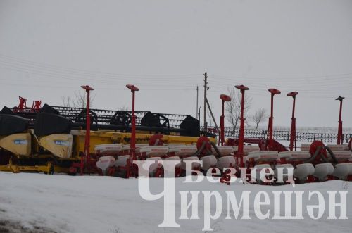 Чирмешән районында хуҗалыкларның кыр эшләренә әзерлеген район җитәкчелеге бәяли (ФОТОРЕПОРТАЖ)