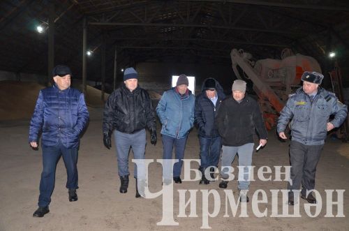 Чирмешән районында хуҗалыкларның кыр эшләренә әзерлеген район җитәкчелеге бәяли (ФОТОРЕПОРТАЖ)