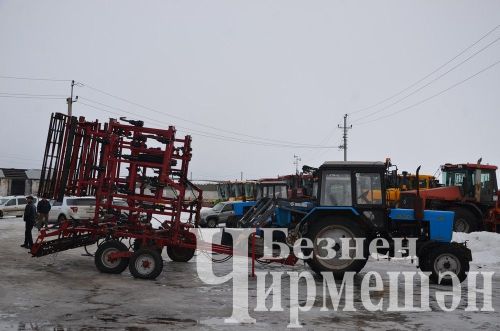 Чирмешән районында хуҗалыкларның кыр эшләренә әзерлеген район җитәкчелеге бәяли (ФОТОРЕПОРТАЖ)