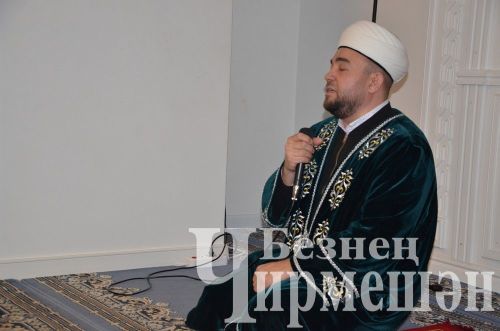 Район башлыгы Рамил Айбатов якташларын ифтарга дәште (ФОТОРЕПОРТАЖ)