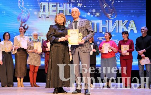 Чирмешәннең мәдәният хезмәткәрләре үзләренең һөнәри бәйрәмен үткәрделәр (ФОТОРЕПОРТАЖ)