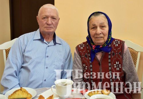 Чирмешәндә озак еллар бергә гомер иткән гаиләләрне хөрмәтләделәр (ФОТОРЕПОРТАЖ)
