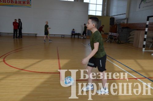 В Черемшане юные футболисты соревнуются в "Школьной футбольной лиге" (ФОТОРЕПОРТАЖ)