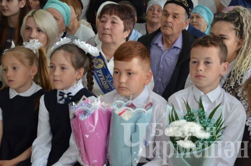 Бәркәтә мәктәбендә "Соңгы кыңгырау" мизгелләре (ФОТОРЕПОРТАЖ)