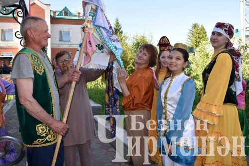Чирмешәндә Сабан туена сөлге җыйдылар (ФОТОРЕПОРТАЖ)
