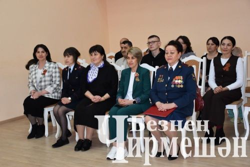 Яшь чирмешәнлеләргә паспортлар тапшырдылар (ФОТОРЕПОРТАЖ)