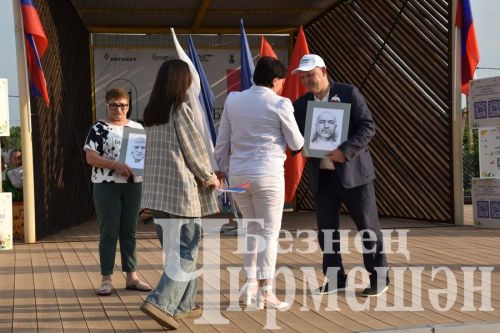 Чирмешәндә Россия көне уңаеннан тантаналы чаралар узды (ФОТОРЕПОРТАЖ)