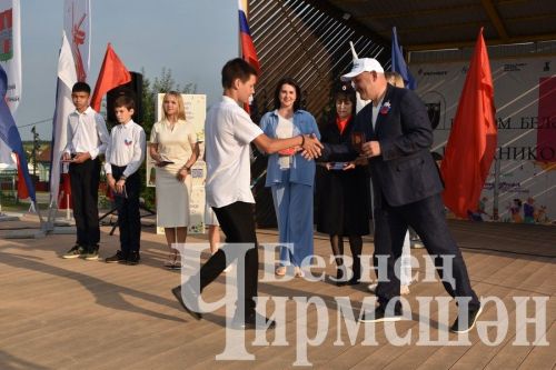 В Черемшане прошли торжественные мероприятия по случаю Дня России (ФОТОРЕПОРТАЖ)