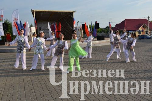 Чирмешәндә Россия көне уңаеннан тантаналы чаралар узды (ФОТОРЕПОРТАЖ)