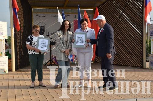Чирмешәндә Россия көне уңаеннан тантаналы чаралар узды (ФОТОРЕПОРТАЖ)