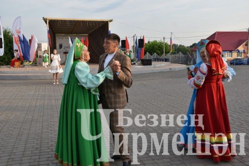 Чирмешәндә Россия көне уңаеннан тантаналы чаралар узды (ФОТОРЕПОРТАЖ)