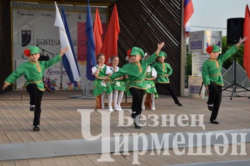 Чирмешәндә Россия көне уңаеннан тантаналы чаралар узды (ФОТОРЕПОРТАЖ)