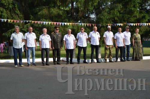В лагере "Солнечный" торжественно открыли первую смену (ФОТОРЕПОРТАЖ)