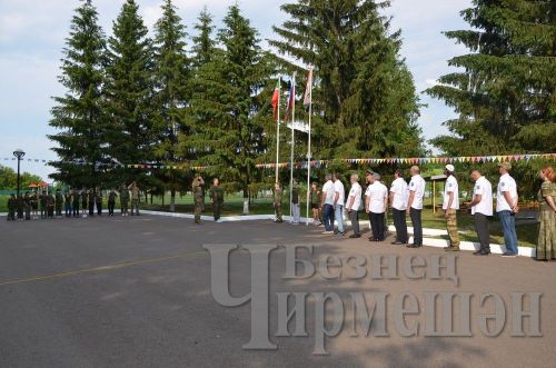 В лагере "Солнечный" торжественно открыли первую смену (ФОТОРЕПОРТАЖ)