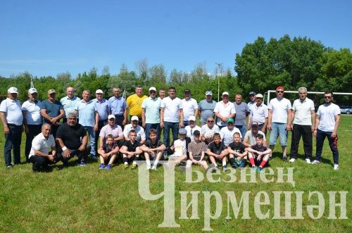 Чирмешән эшмәкәрләре футболдан соң сарык шулпасы белән сыйландылар (ФОТОРЕПОРТАЖ)