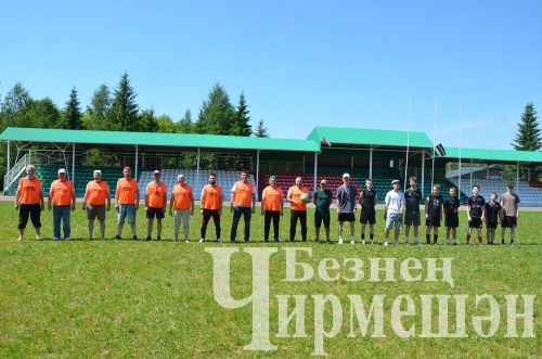 Чирмешән эшмәкәрләре футболдан соң сарык шулпасы белән сыйландылар (ФОТОРЕПОРТАЖ)