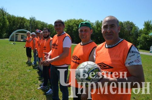 Чирмешән эшмәкәрләре футболдан соң сарык шулпасы белән сыйландылар (ФОТОРЕПОРТАЖ)