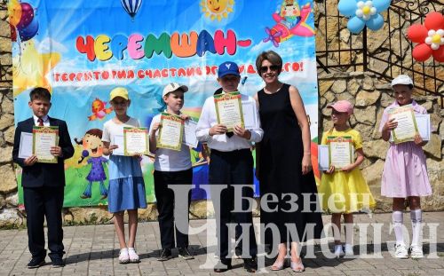 Чирмешәндә балалар бәйрәме узды (ФОТОРЕПОРТАЖ)