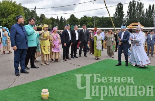Самарада узган Сабан туена чирмешәнлеләр дә бардылар (ФОТОРЕПОРТАЖ)