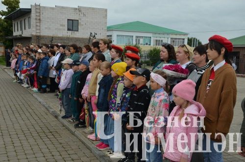 В Черемшанском районе почтили память героев и зажгли свечи у Вечного огня (ФОТОРЕПОРТАЖ)