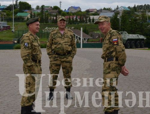 Чирмешәндә хәрби хәрәкәтләр ветераннары көненә багышланган митинг үтте (ФОТОРЕПОРТАЖ)