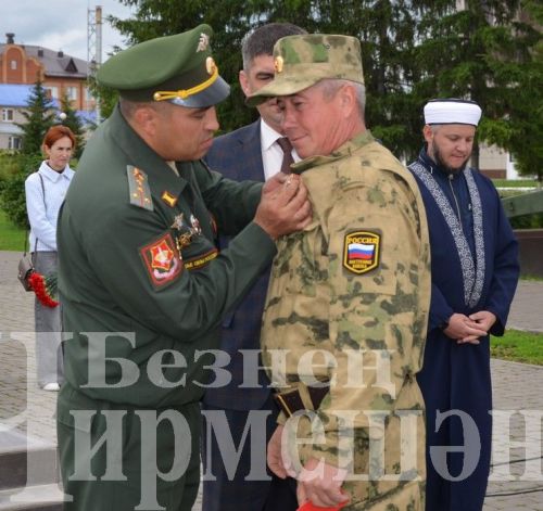 Чирмешәндә хәрби хәрәкәтләр ветераннары көненә багышланган митинг үтте (ФОТОРЕПОРТАЖ)