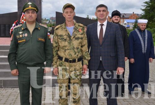 Чирмешәндә хәрби хәрәкәтләр ветераннары көненә багышланган митинг үтте (ФОТОРЕПОРТАЖ)
