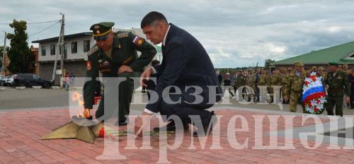 Чирмешәндә хәрби хәрәкәтләр ветераннары көненә багышланган митинг үтте (ФОТОРЕПОРТАЖ)