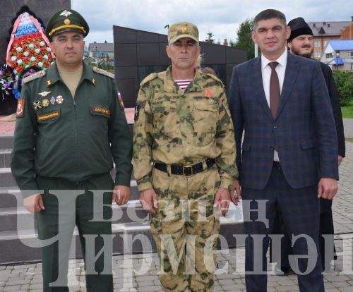 Чирмешәндә хәрби хәрәкәтләр ветераннары көненә багышланган митинг үтте (ФОТОРЕПОРТАЖ)