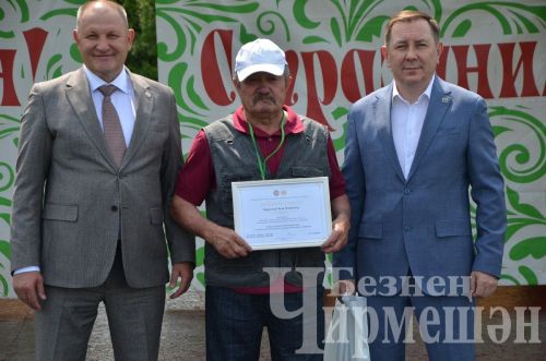 Чирмешән Сабан туе: кыр батыры мини-тракторга ия (ФОТОРЕПОРТАЖ)