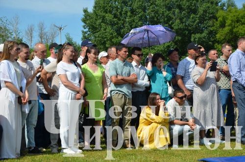 Чирмешән Сабан туе: баш батыр Марат Каримовны питбайк белән бүләкләделәр (ФОТОРЕПОРТАЖ)