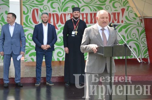Чирмешән Сабан туе: кыр батыры мини-тракторга ия (ФОТОРЕПОРТАЖ)